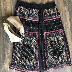 Black Paisley  Floral Pleated Skirt